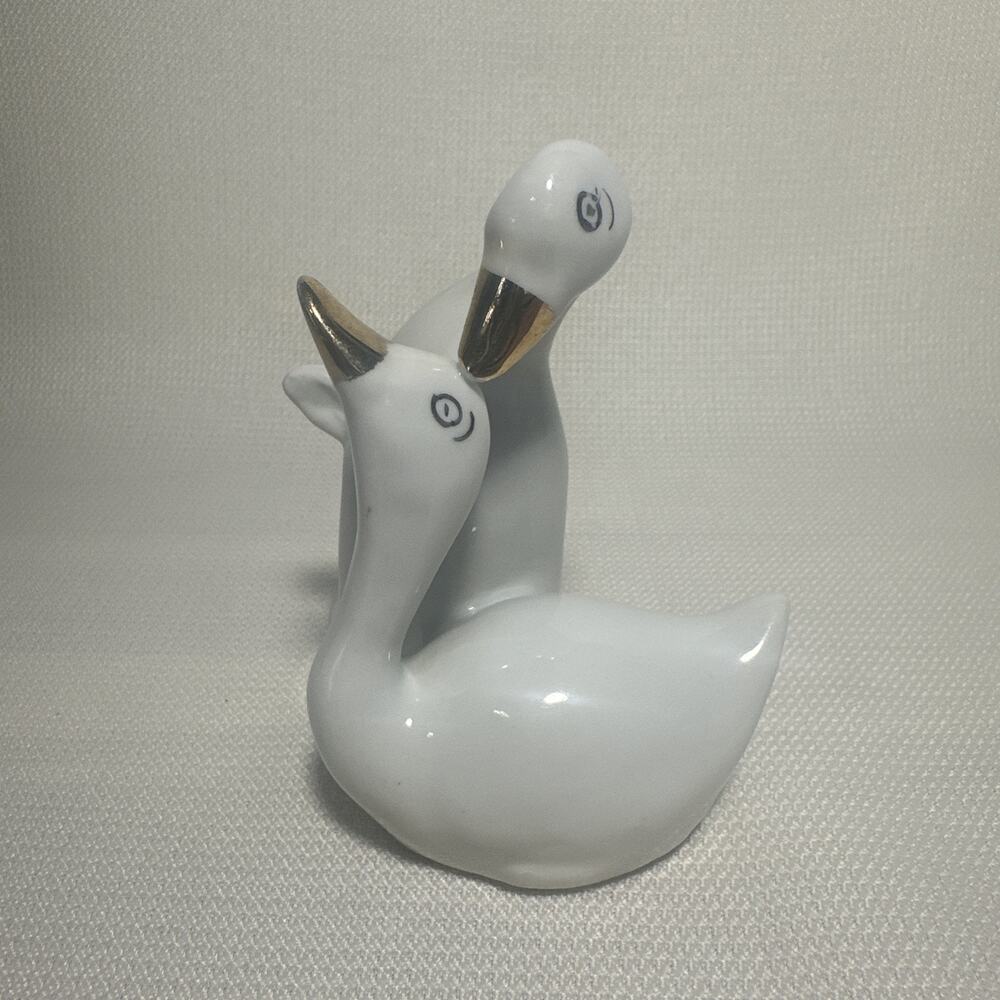 VTG Hollohaza Hungary Swan Pair Porcelain Figurine White n Gold Hand Painted 4"